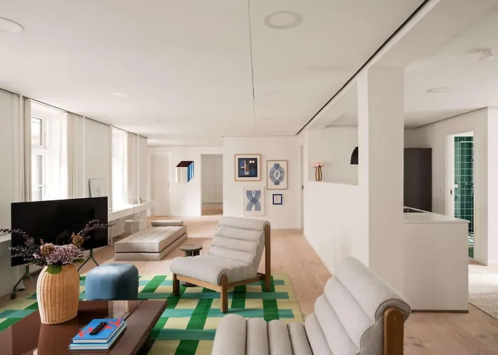 Queens By Daniel&jacob's